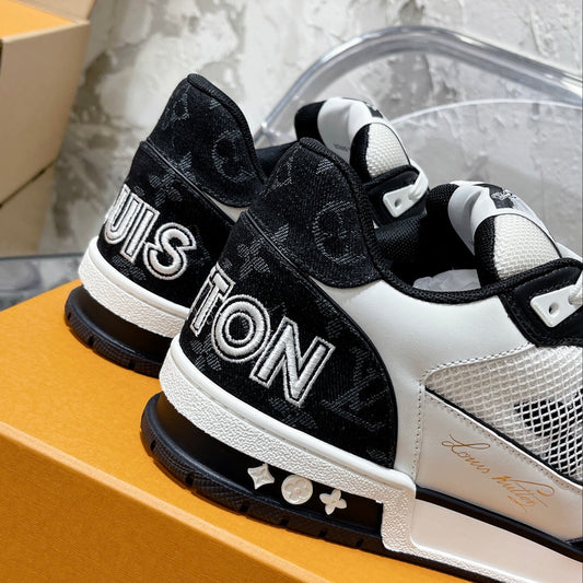 LOUIS VUITTON TRAINER KLETT