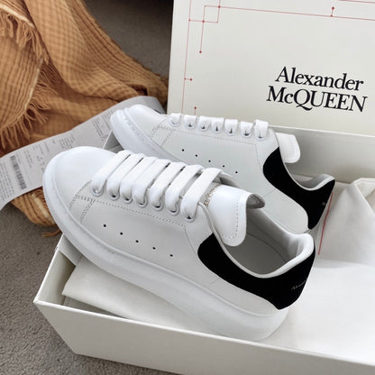 A MC QUEEN SAMT SNEAKER