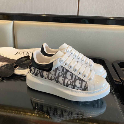 A MC QUEEN X DIOR SNEAKER
