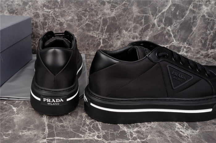 PRADA STRIGHT SNEAKER