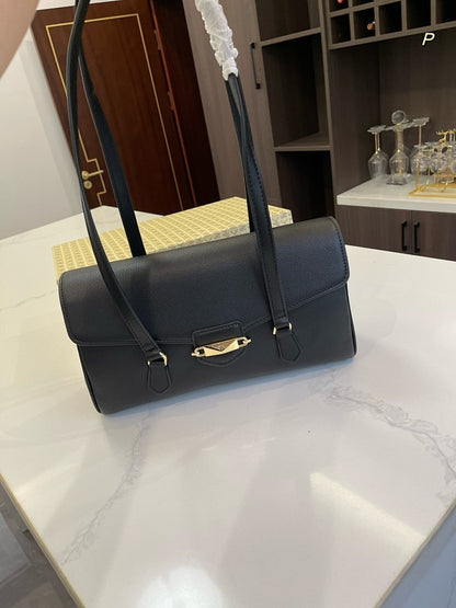 MICHAEL KORS LA BAG