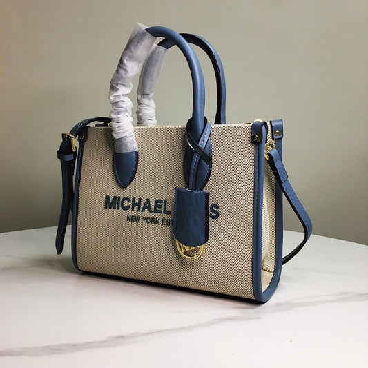 MICHAEL KORS SAND BAG