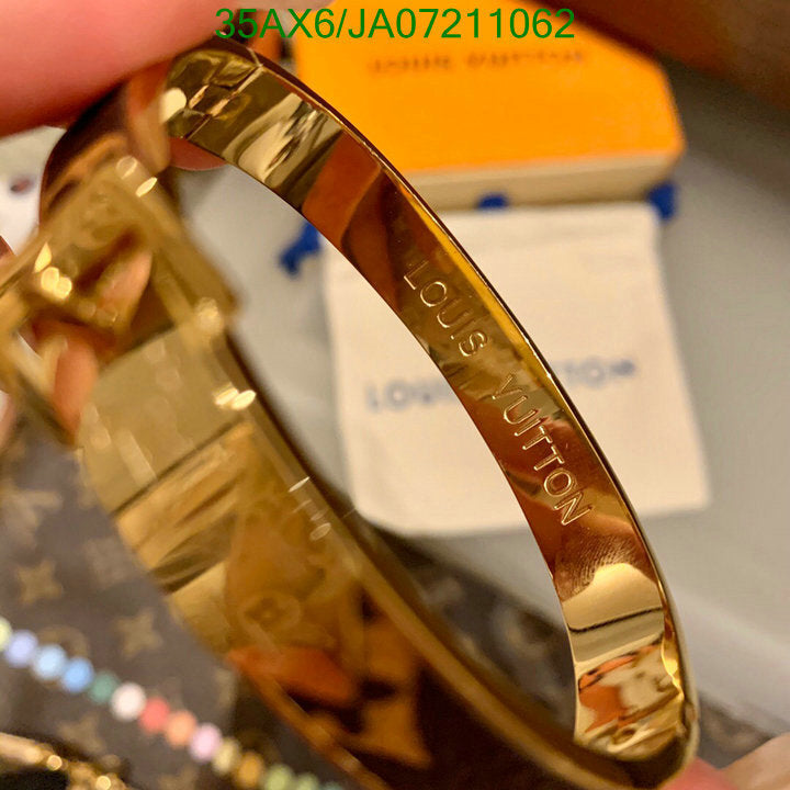 LV BRACELET
