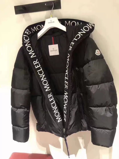 MONCLER TEXT