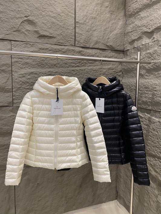 MONCLER LIGHT DOWN women